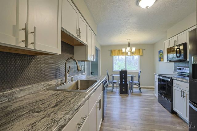 1560 Gelhot Drive, Fairfield, OH 45014