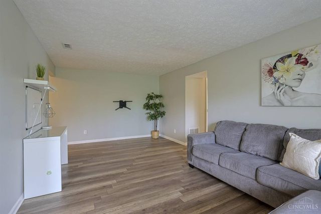 1560 Gelhot Drive, Fairfield, OH 45014
