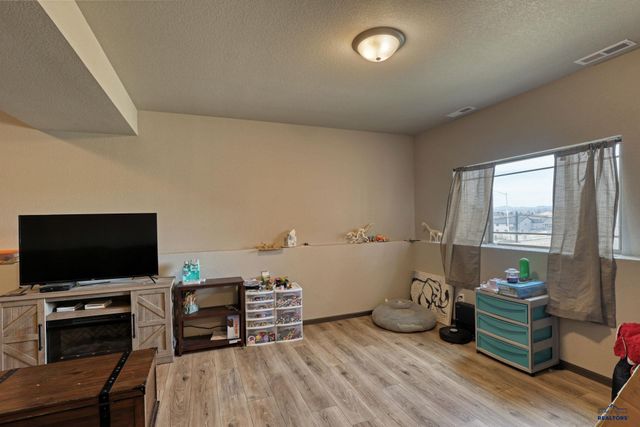 442 HAAKON, Rapid City, Sd 57703, SD 57703