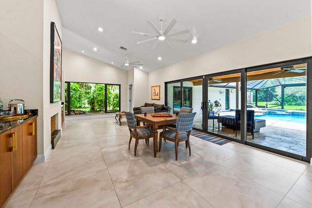 13067 Doubletree Circle, Wellington, FL 33414