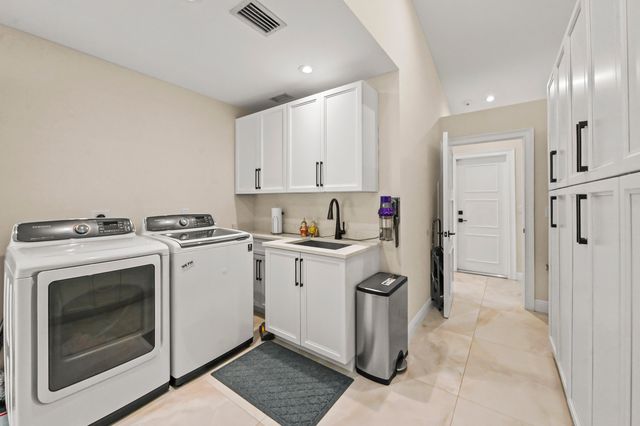 13067 Doubletree Circle, Wellington, FL 33414