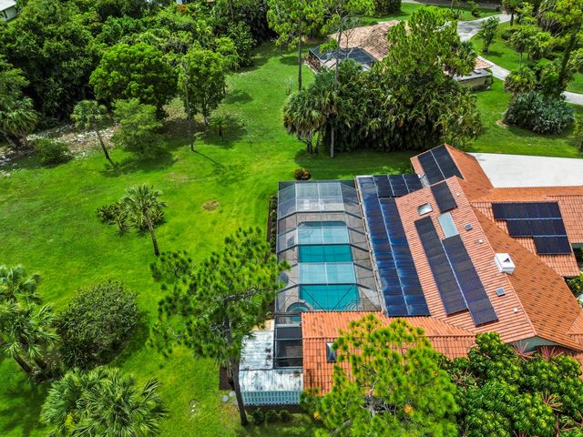 13067 Doubletree Circle, Wellington, FL 33414