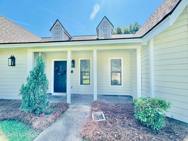 124 Westlake Drive, Brandon, MS 39047