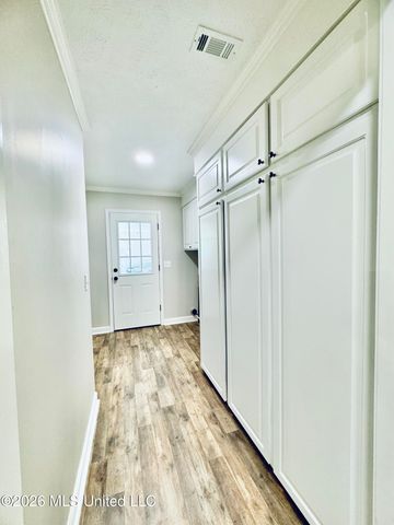 124 Westlake Drive, Brandon, MS 39047