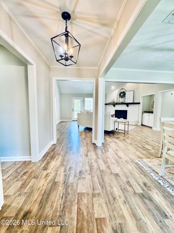 124 Westlake Drive, Brandon, MS 39047