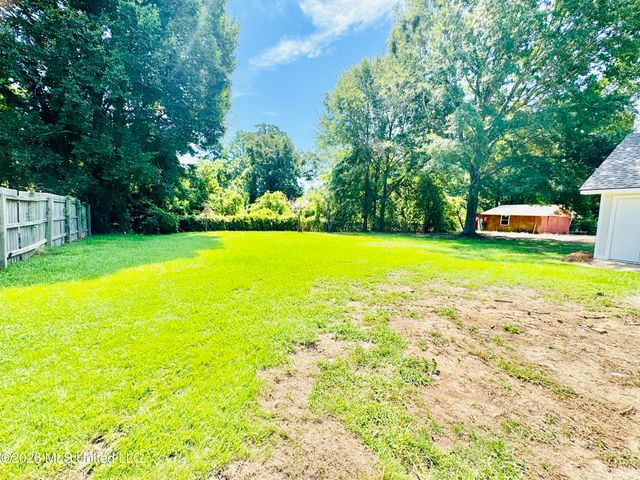 124 Westlake Drive, Brandon, MS 39047