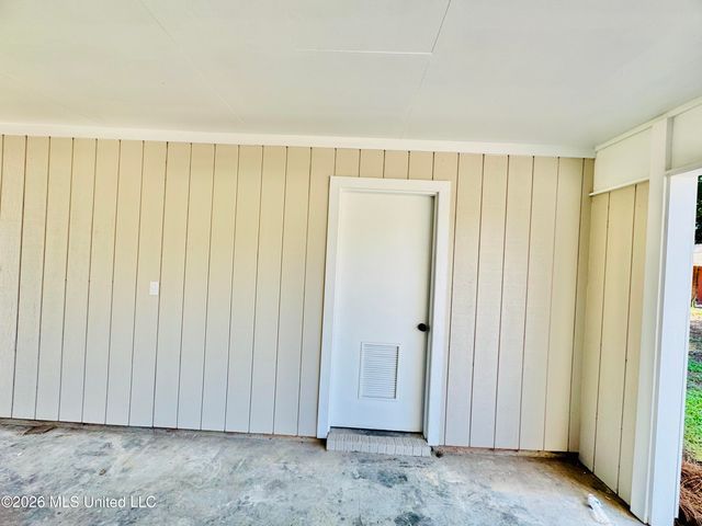 124 Westlake Drive, Brandon, MS 39047