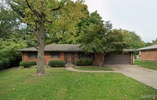 311 Chevy Chase Drive, Belleville, IL 62223