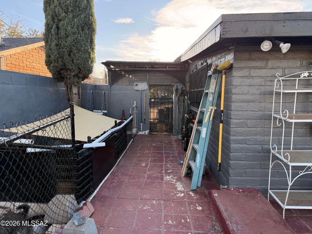 2664 N Valle Verde Drive, Nogales, AZ 85621