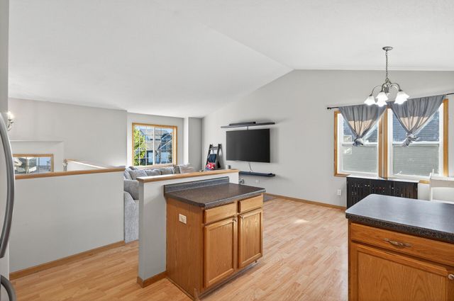 427 11th Avenue NE, Lonsdale, MN 55046