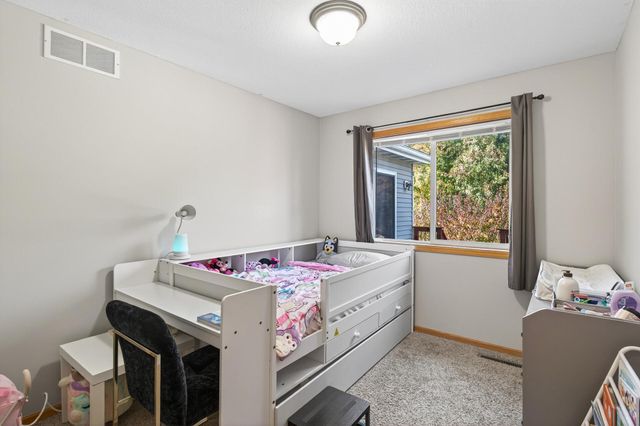 427 11th Avenue NE, Lonsdale, MN 55046