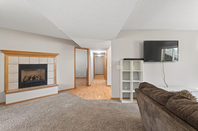 427 11th Avenue NE, Lonsdale, MN 55046