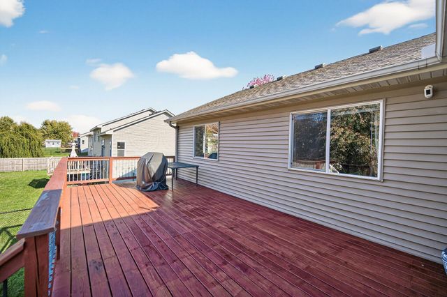 427 11th Avenue NE, Lonsdale, MN 55046