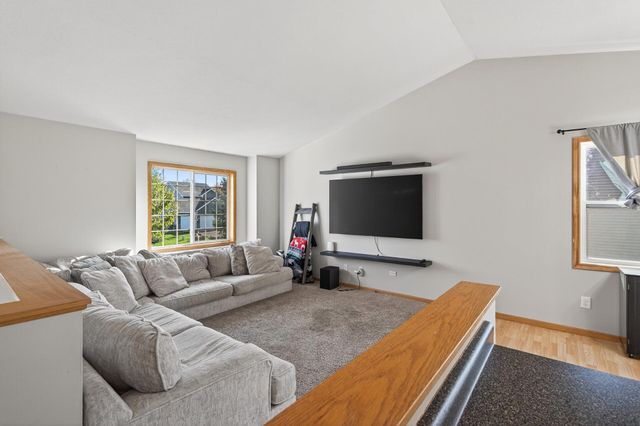 427 11th Avenue NE, Lonsdale, MN 55046