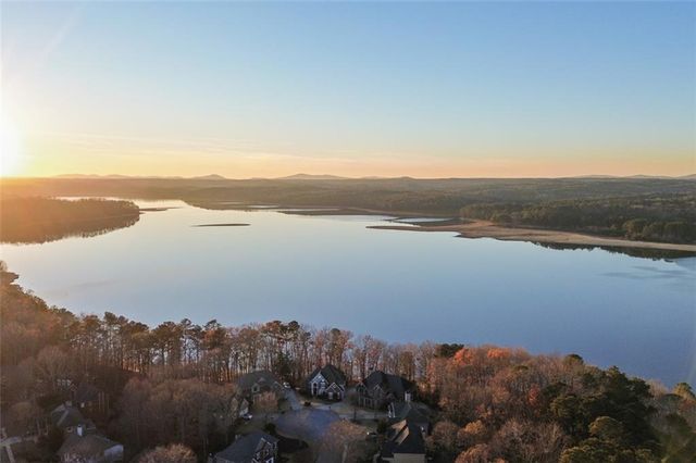 352 Woodbrook Crest, Canton, GA 30114