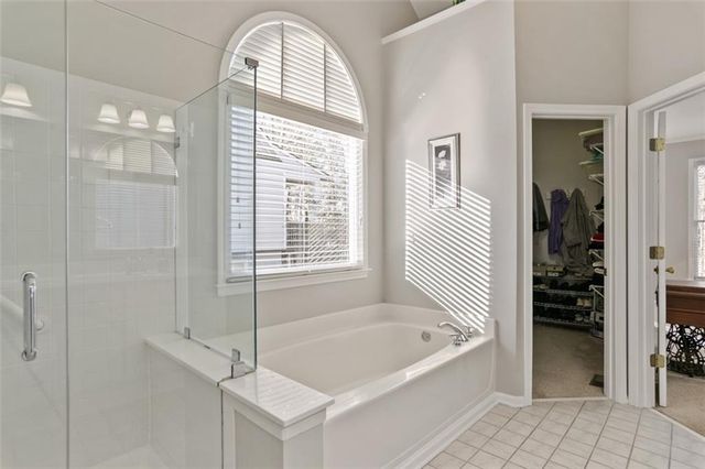 352 Woodbrook Crest, Canton, GA 30114