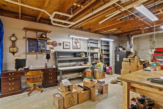 352 Woodbrook Crest, Canton, GA 30114