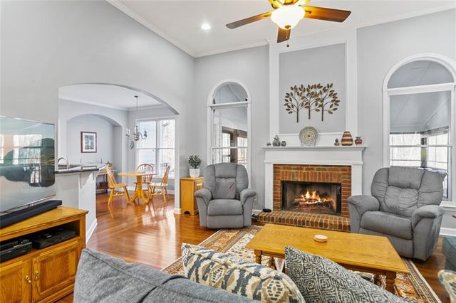 352 Woodbrook Crest, Canton, GA 30114