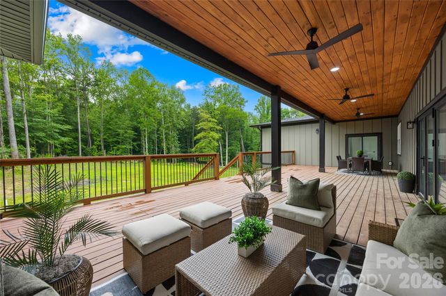 2003 Plain Field Drive, Bessemer City, NC 28016