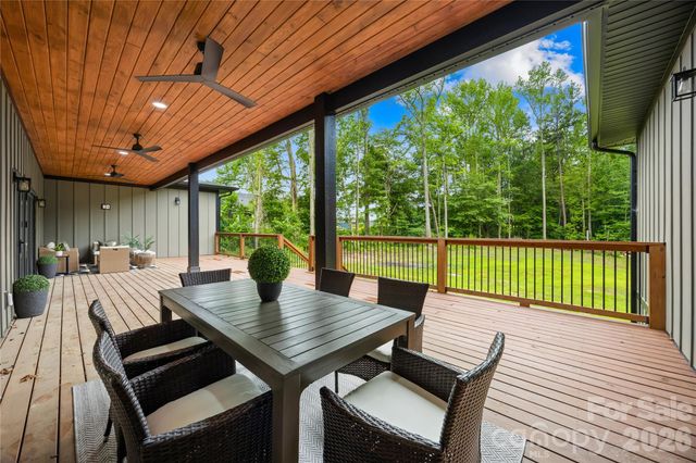 2003 Plain Field Drive, Bessemer City, NC 28016