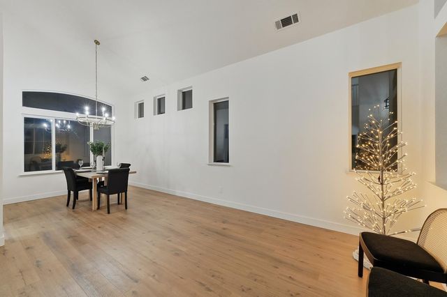 2079 Hyde Park Pl, Manteca, CA 95336