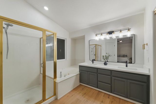 2079 Hyde Park Pl, Manteca, CA 95336