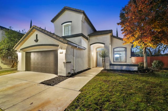 2079 Hyde Park Pl, Manteca, CA 95336