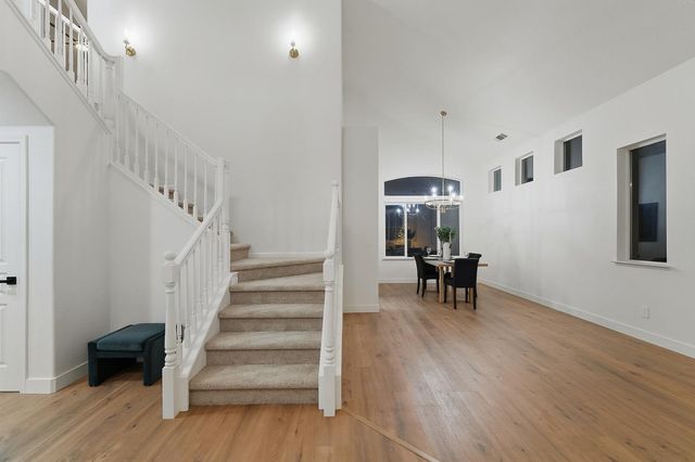 2079 Hyde Park Pl, Manteca, CA 95336