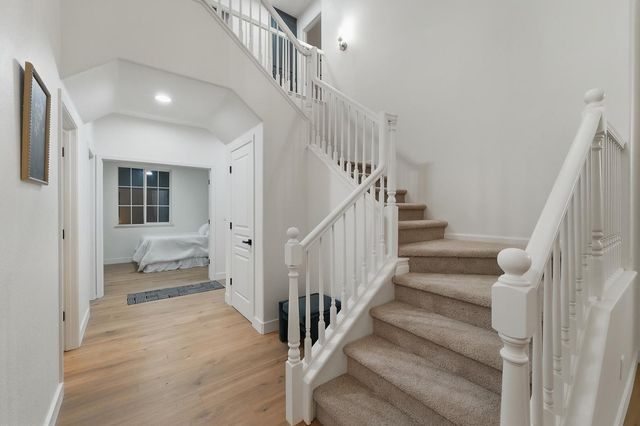 2079 Hyde Park Pl, Manteca, CA 95336