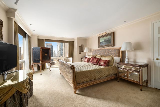 721 5TH Avenue 57AB, New York City, NY 10022