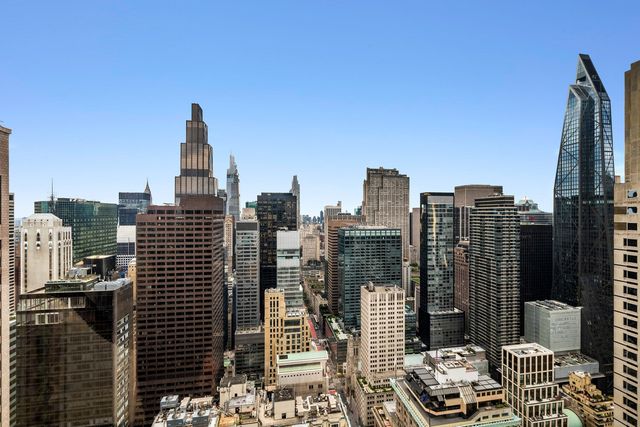 721 5TH Avenue 57AB, New York City, NY 10022