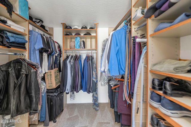 4005 E ROUND HILL Drive, Phoenix, AZ 85028