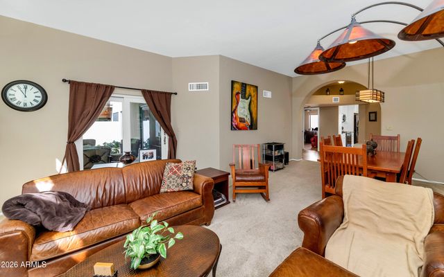 4005 E ROUND HILL Drive, Phoenix, AZ 85028