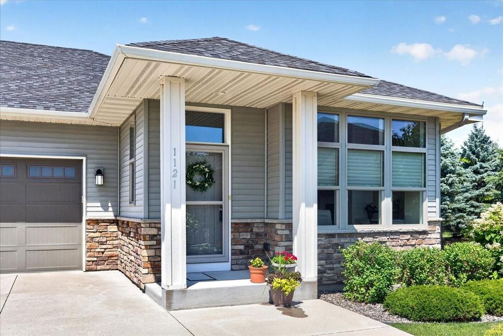 1121 Willowbrook Circle, Delano, MN 55328 — exterior