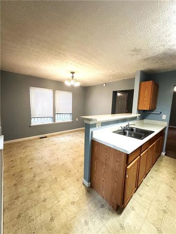 2037 Lakewood SE Trail, Atlanta, GA 30315