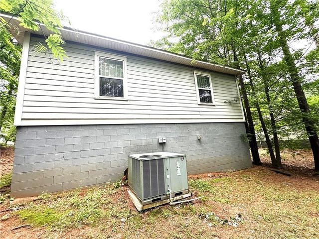 2037 Lakewood SE Trail, Atlanta, GA 30315