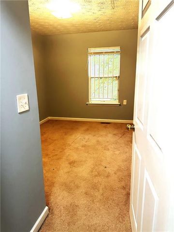 2037 Lakewood SE Trail, Atlanta, GA 30315