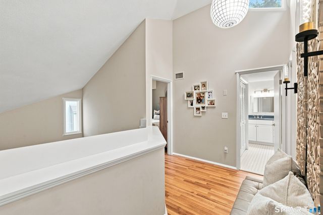 8 Lyle Court J, Farmington, CT 06032