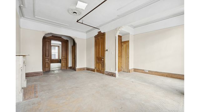 7 E 124TH Street, New York City, NY 10035