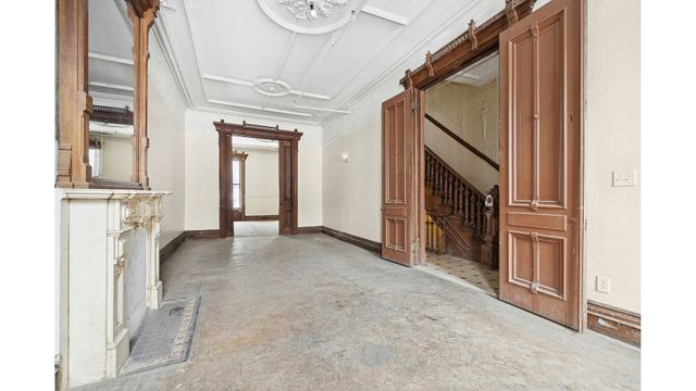 7 E 124TH Street, New York City, NY 10035