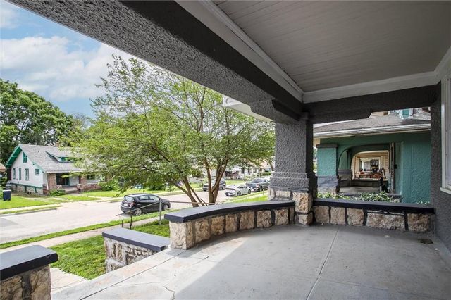 4008 College Avenue, Kansas City, MO 64130