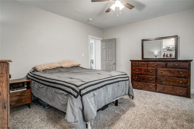 4008 College Avenue, Kansas City, MO 64130