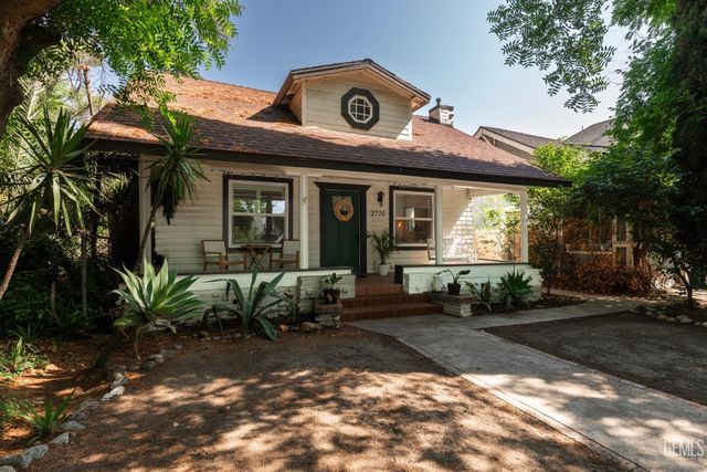 2706 19th Street, Bakersfield, CA 93301