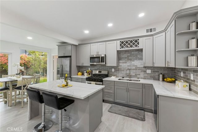 7335 Kyle, Tujunga, CA 91042