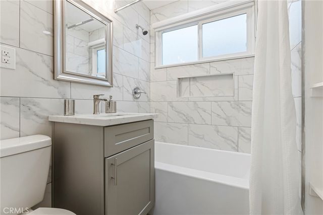 7335 Kyle, Tujunga, CA 91042