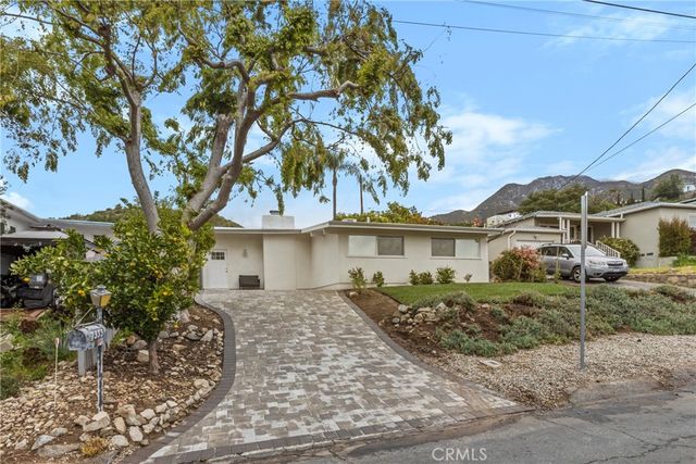 7335 Kyle, Tujunga, CA 91042