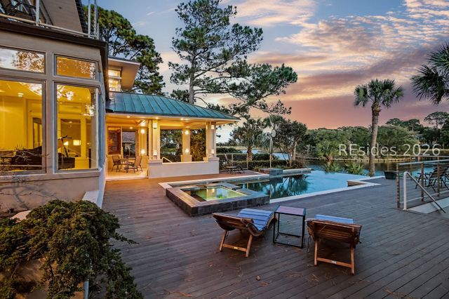 16 Full Sweep, Hilton Head Island, SC 29928