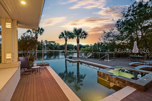 16 Full Sweep, Hilton Head Island, SC 29928