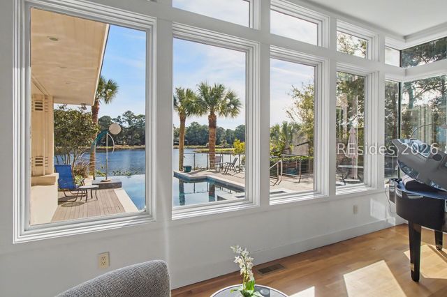 16 Full Sweep, Hilton Head Island, SC 29928