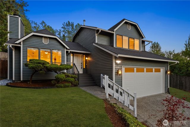 1111 S 27th Place, Renton, WA 98055